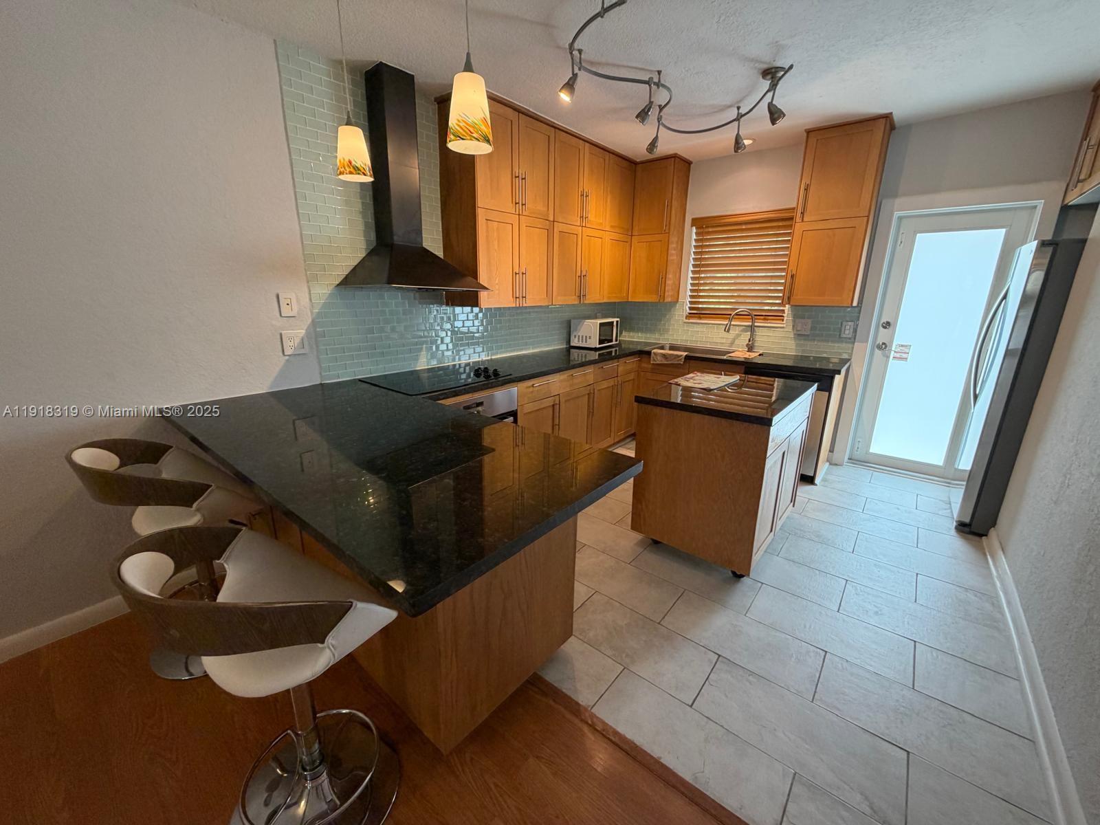 COASTAL GARDEN CONDO - Residential Lease