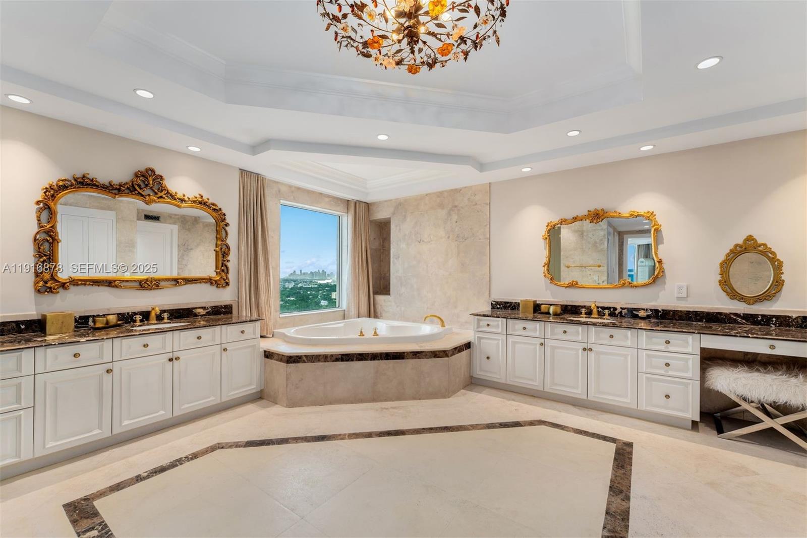 CAPOBELLA CONDO - Residential Lease