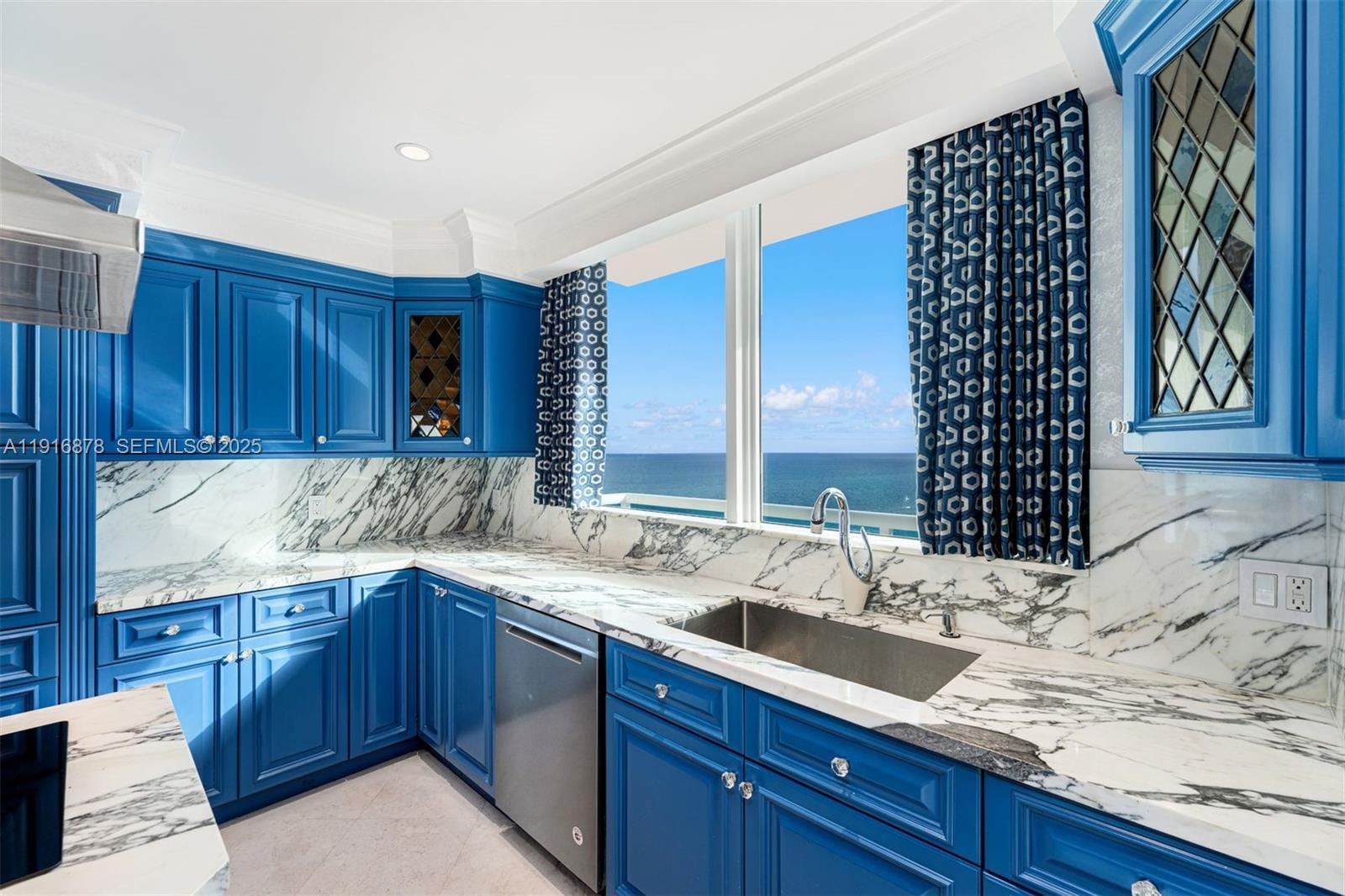 CAPOBELLA CONDO - Residential Lease