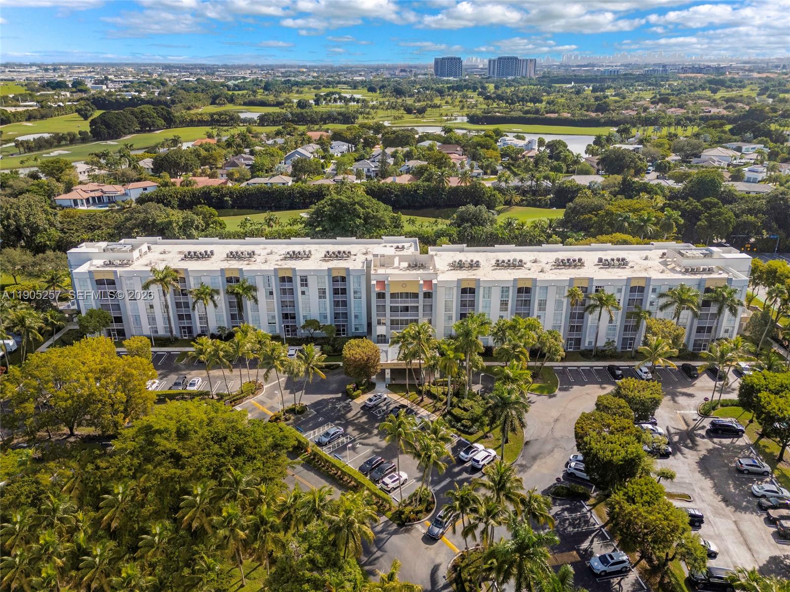 DORAL HOUSE CONDO NO 3 - Residential