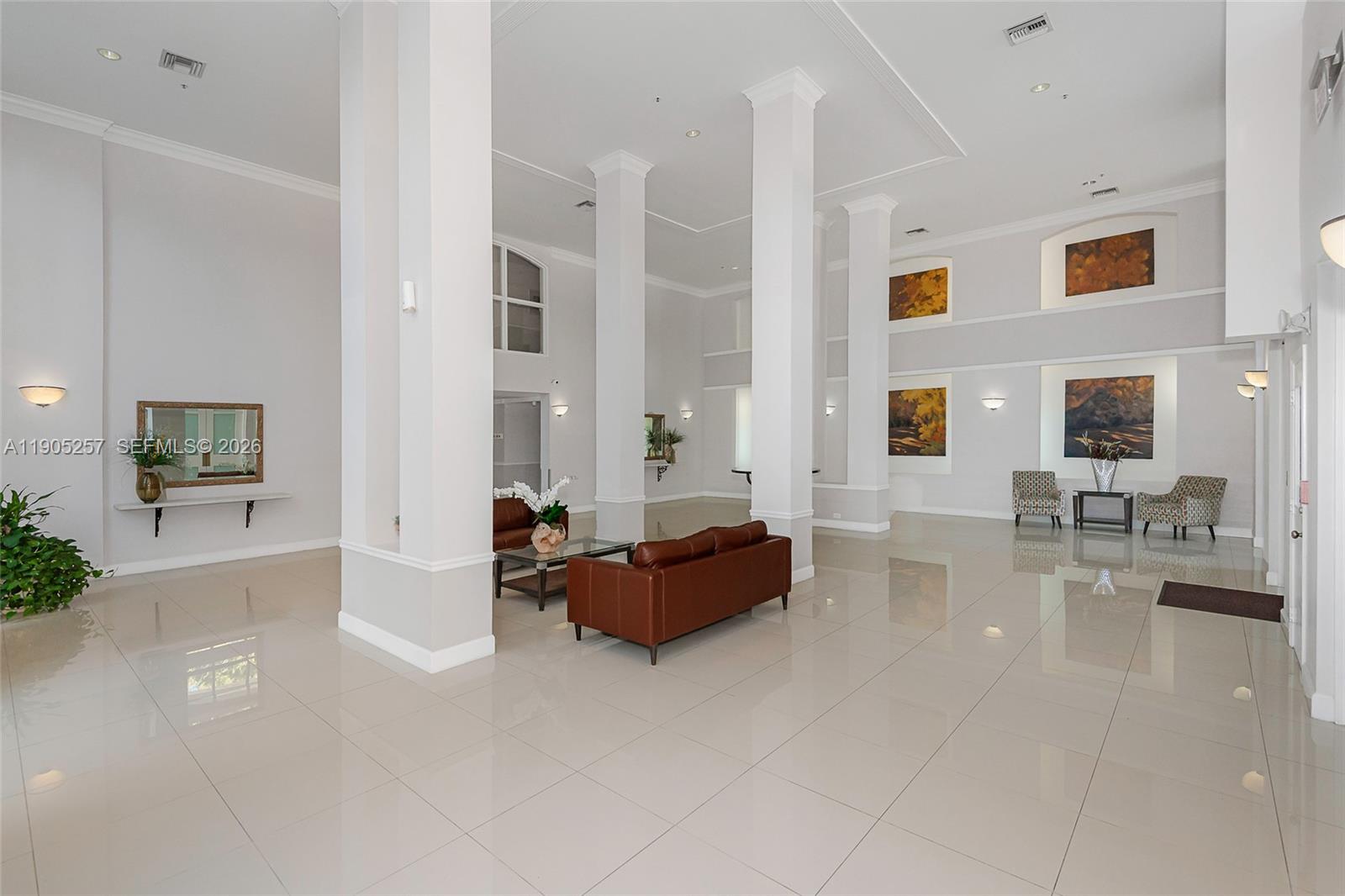 DORAL HOUSE CONDO NO 3 - Residential