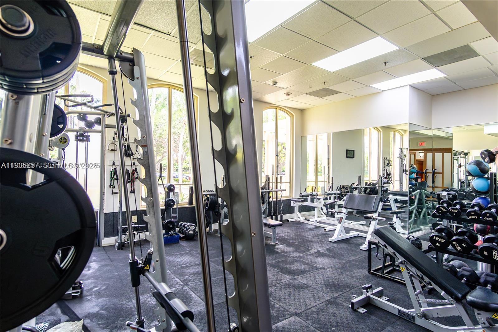 DORAL HOUSE CONDO NO 3 - Residential