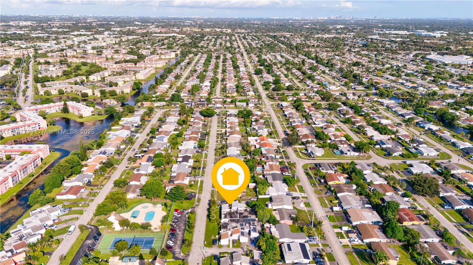 CROSSWINDS-CLUSTER 21 - Residential
