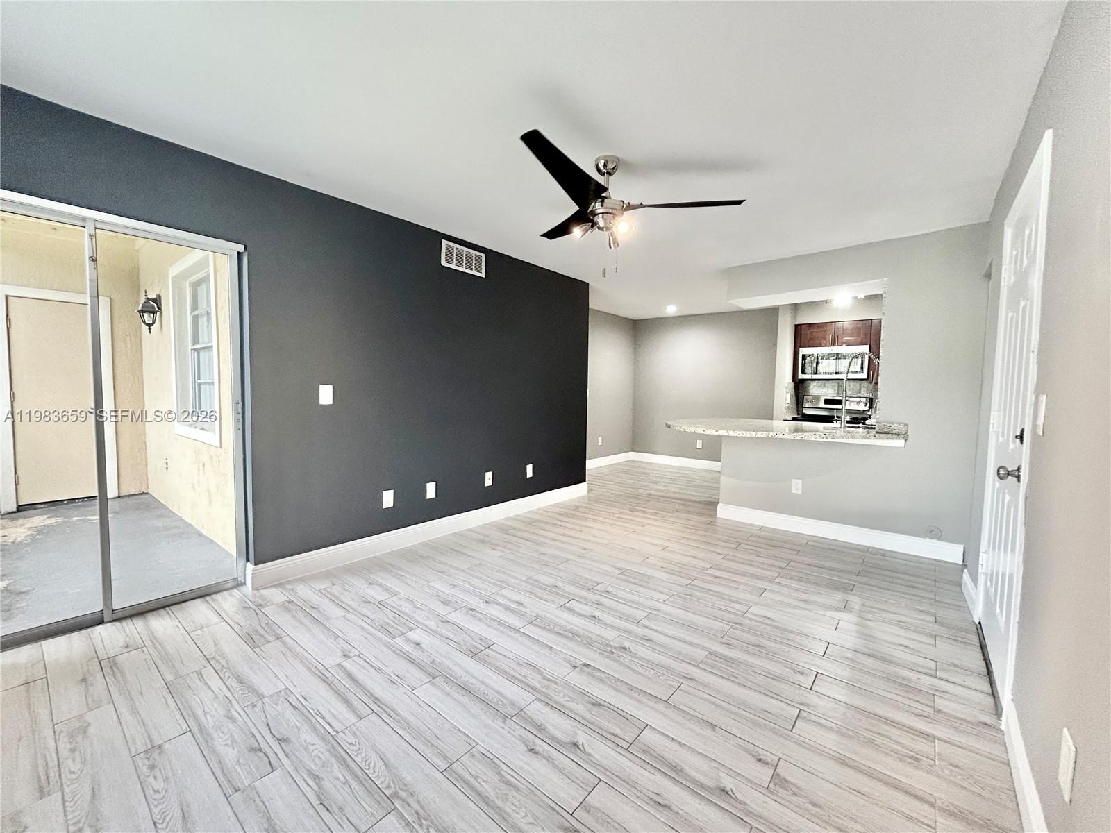 ROYAL POINCIANA CONDO - Residential Lease