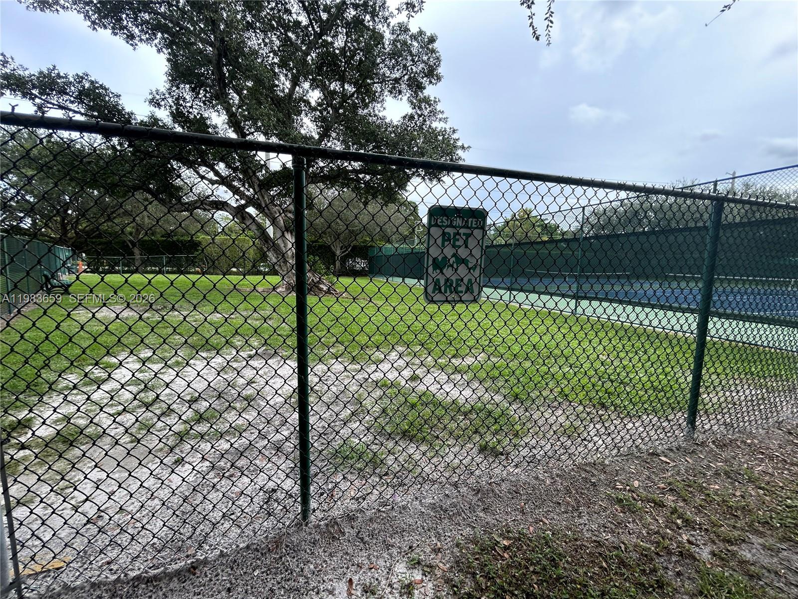 ROYAL POINCIANA CONDO - Residential Lease
