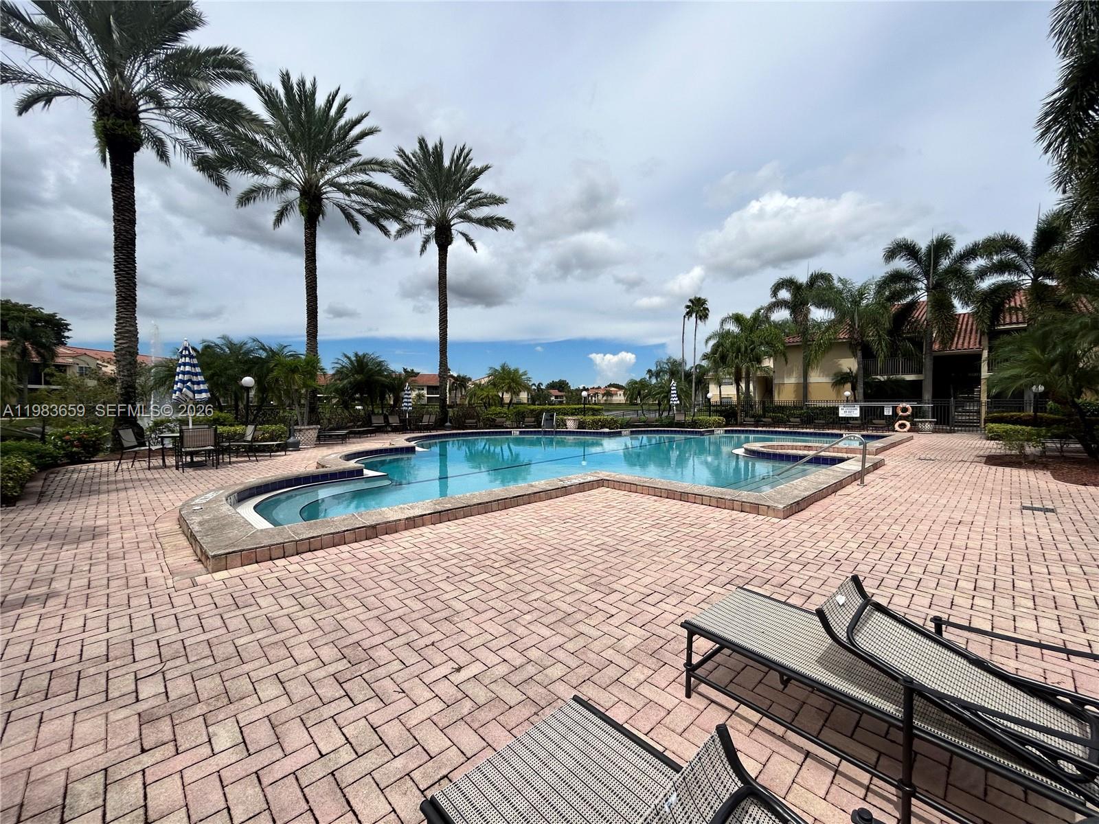 ROYAL POINCIANA CONDO - Residential Lease