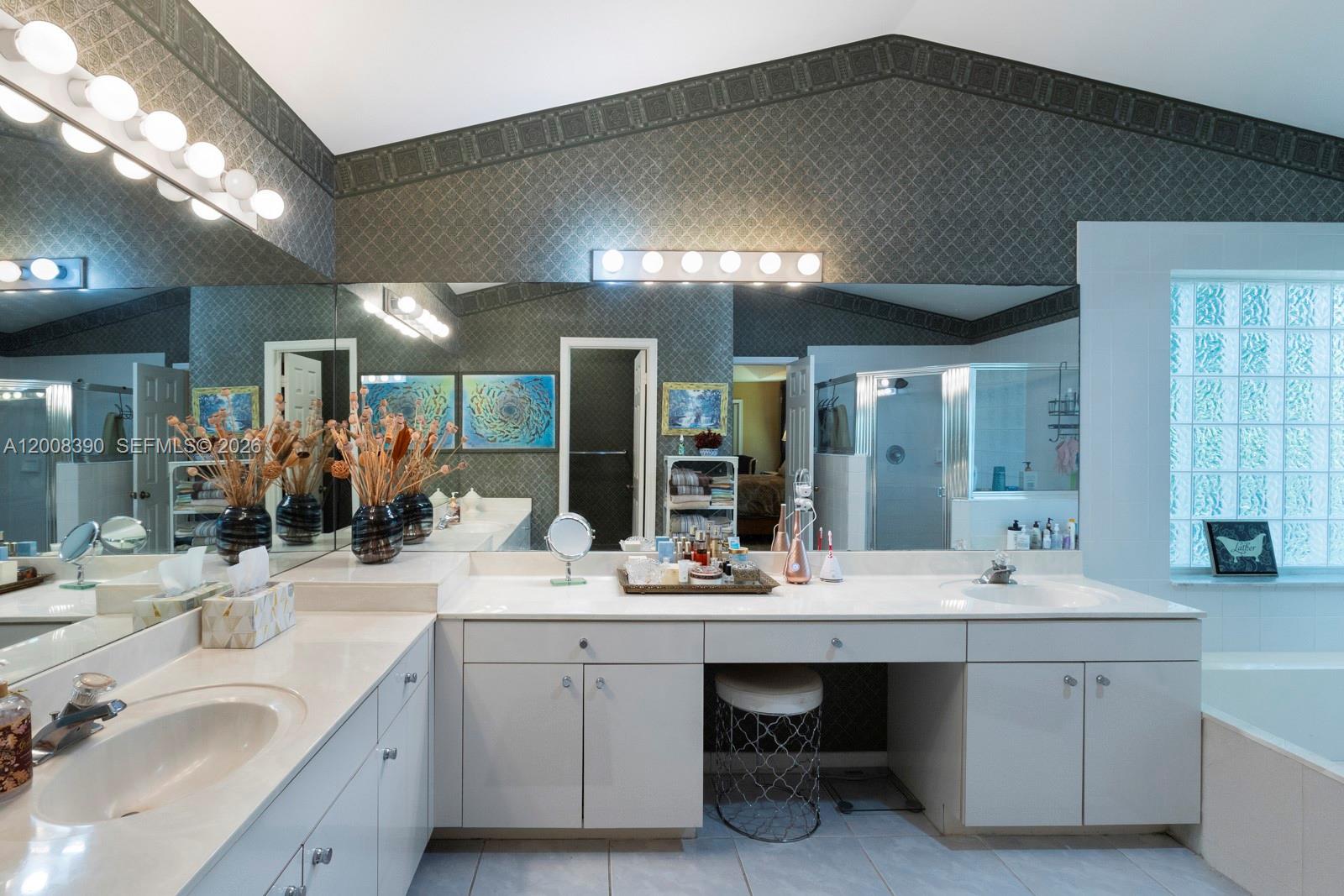 CUTLER COUNTRY GROVES PLA - Residential