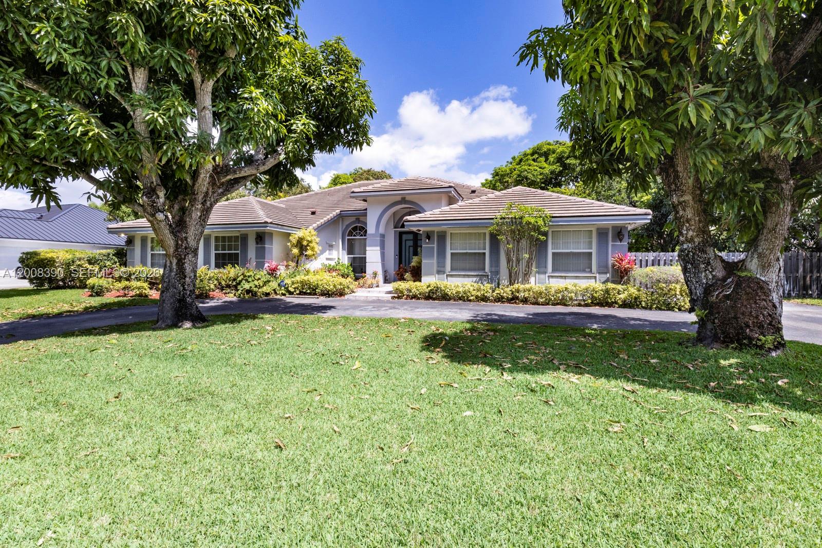 CUTLER COUNTRY GROVES PLA - Residential