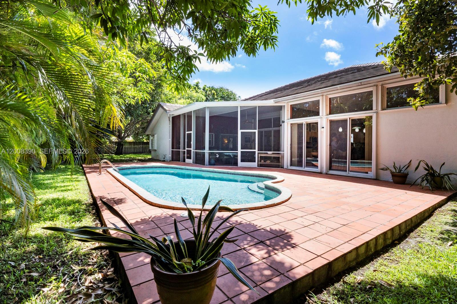 CUTLER COUNTRY GROVES PLA - Residential