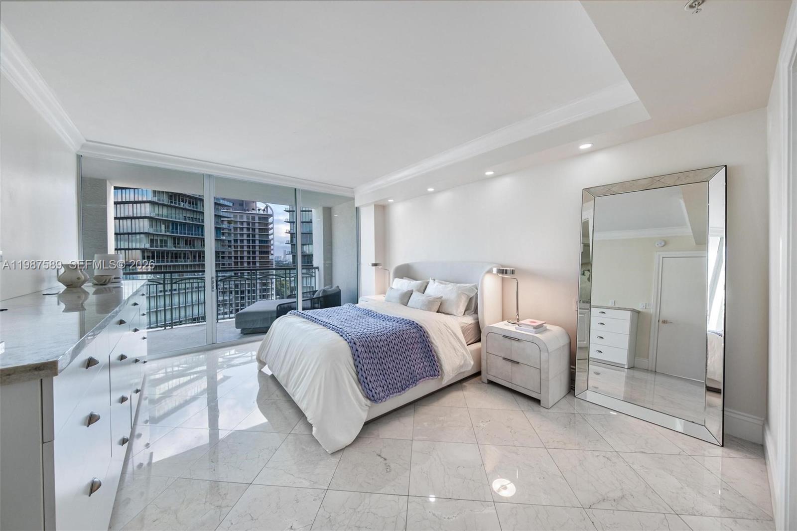 THE TOWER RESIDENCES COND - Residential