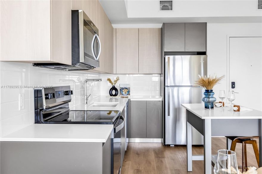 Exclusive boutique style with live-work units. Experience modern elegance and luxury living in Oakland Park's newest boutique rental community The Residences: Spacious studio, 1-bedroom, 1-bedroom + den, 2-bedroom, and 2-bedroom + den units. Live-Work Units. Apartments with private patios. High-end appliances and finishes. Walk-in closets and 9-foot ceilings throughout. In-unit washer-dryers. Exclusive Amenities: State-of-the-art fitness center with Peloton bikes and modern equipment. Resident cafe and lounge. Podcast studio and children's playroom. Elevated resident terrace, ideal for relaxing.