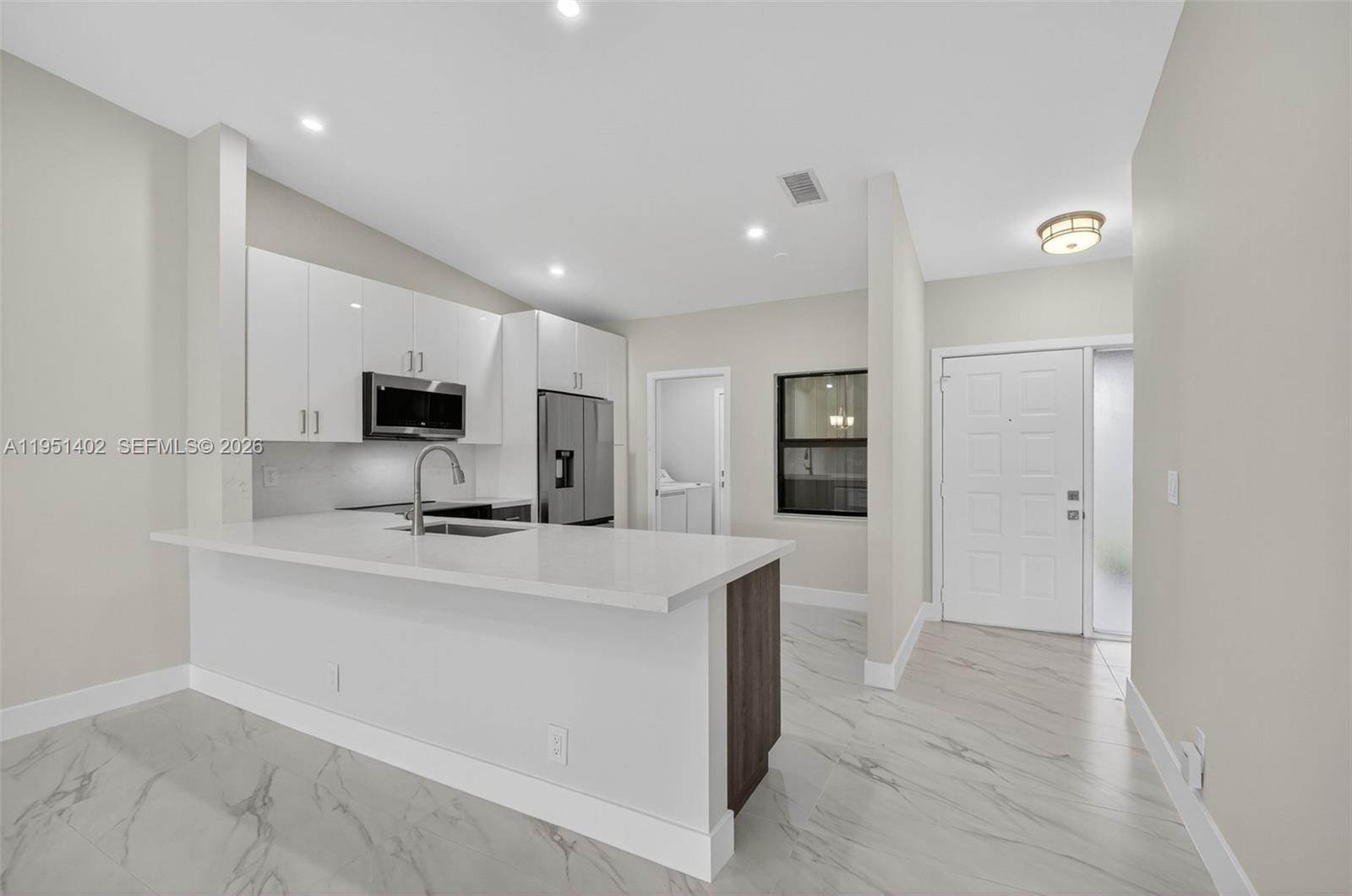 WHISPER WALK - Residential