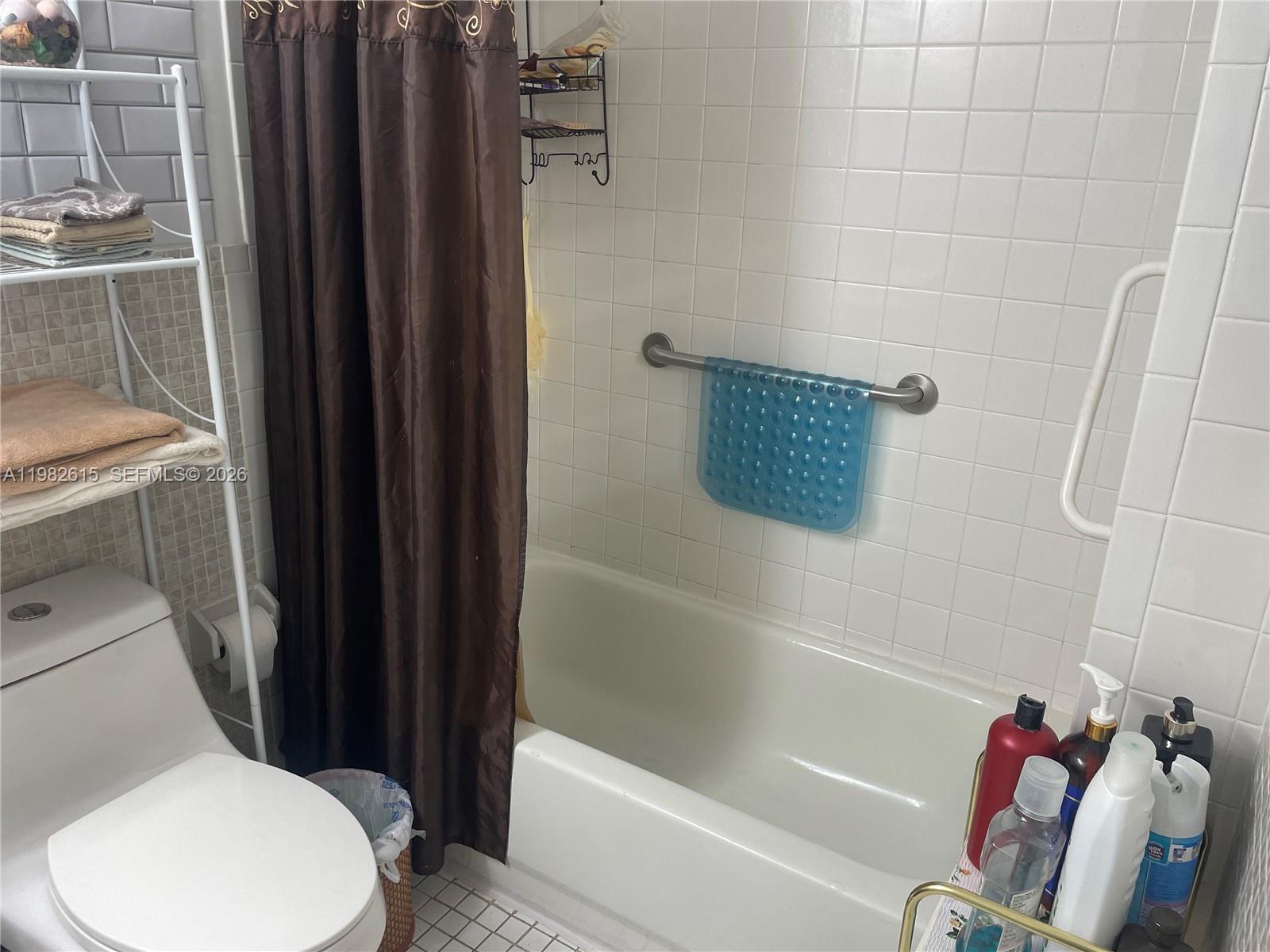 RO-MONT SOUTH CONDO B - Residential