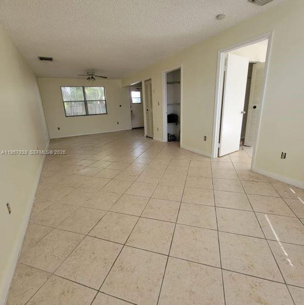 Photo of 814 Finley Ct, Hollywood, FL 33020 (MLS # A11957928)