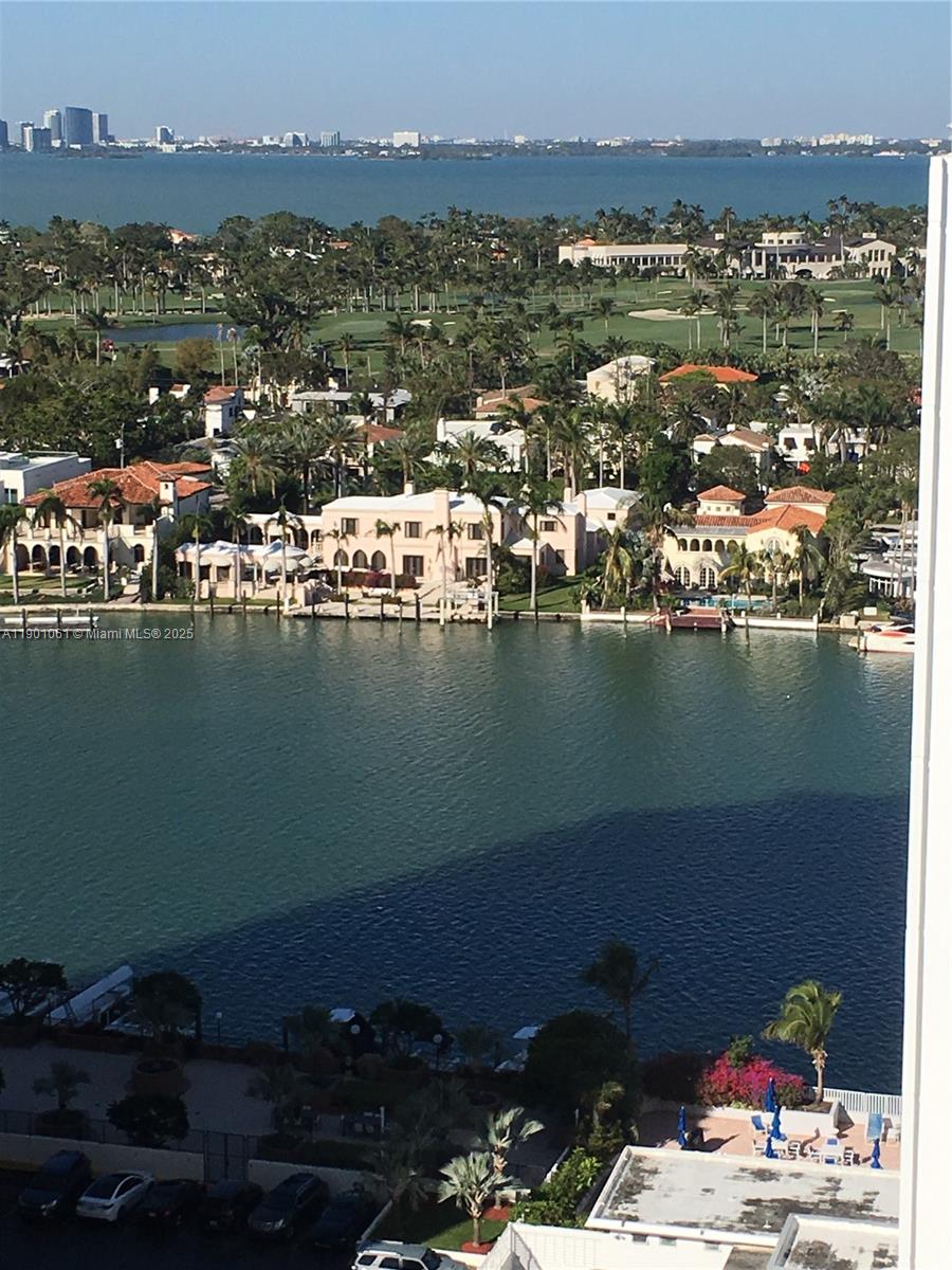 ARLEN BEACH CONDO - Residential