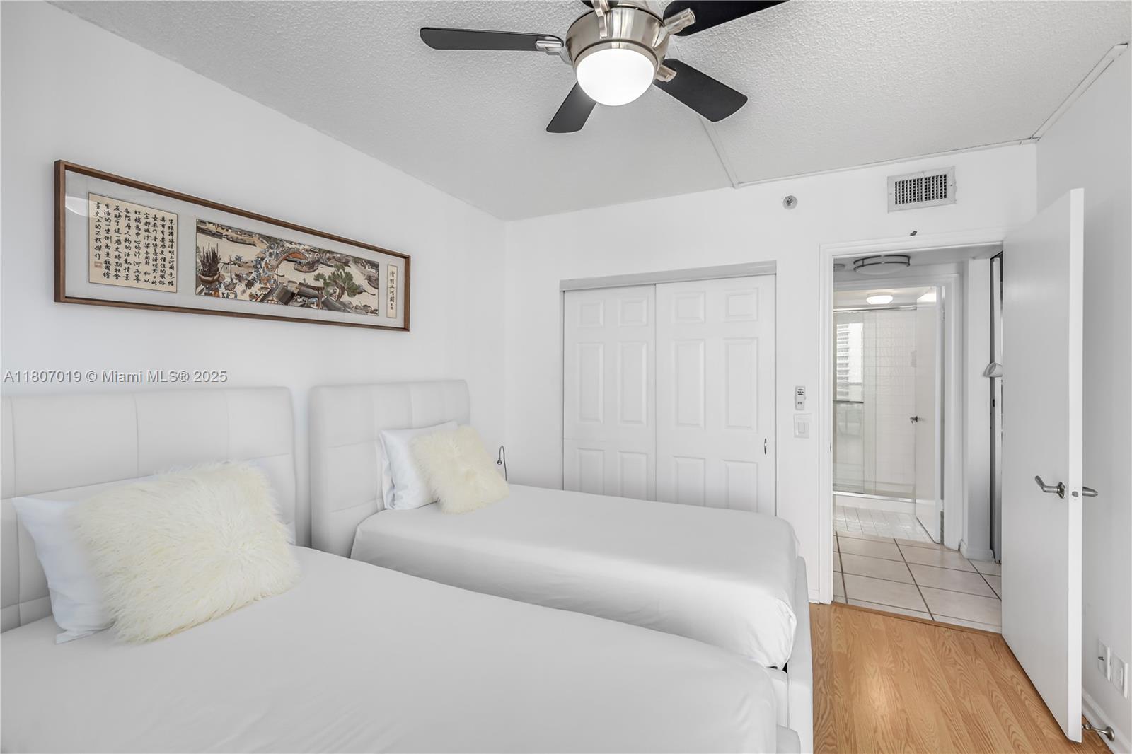 PORTSVIEW @ THE WATERWAYS - Residential