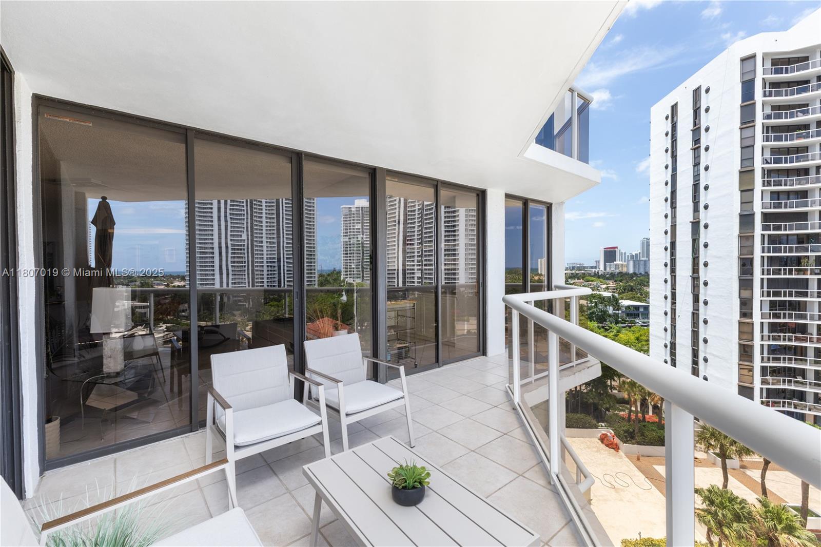 PORTSVIEW @ THE WATERWAYS - Residential