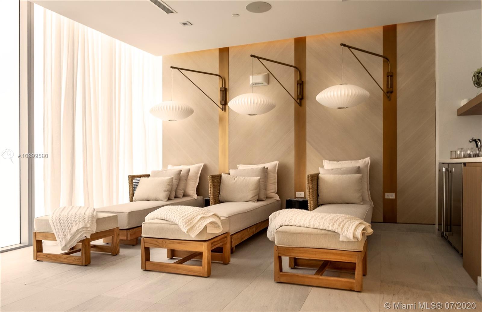 AUBERGE BEACH - Residential