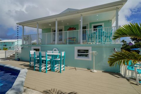 A home in Little Torch Key