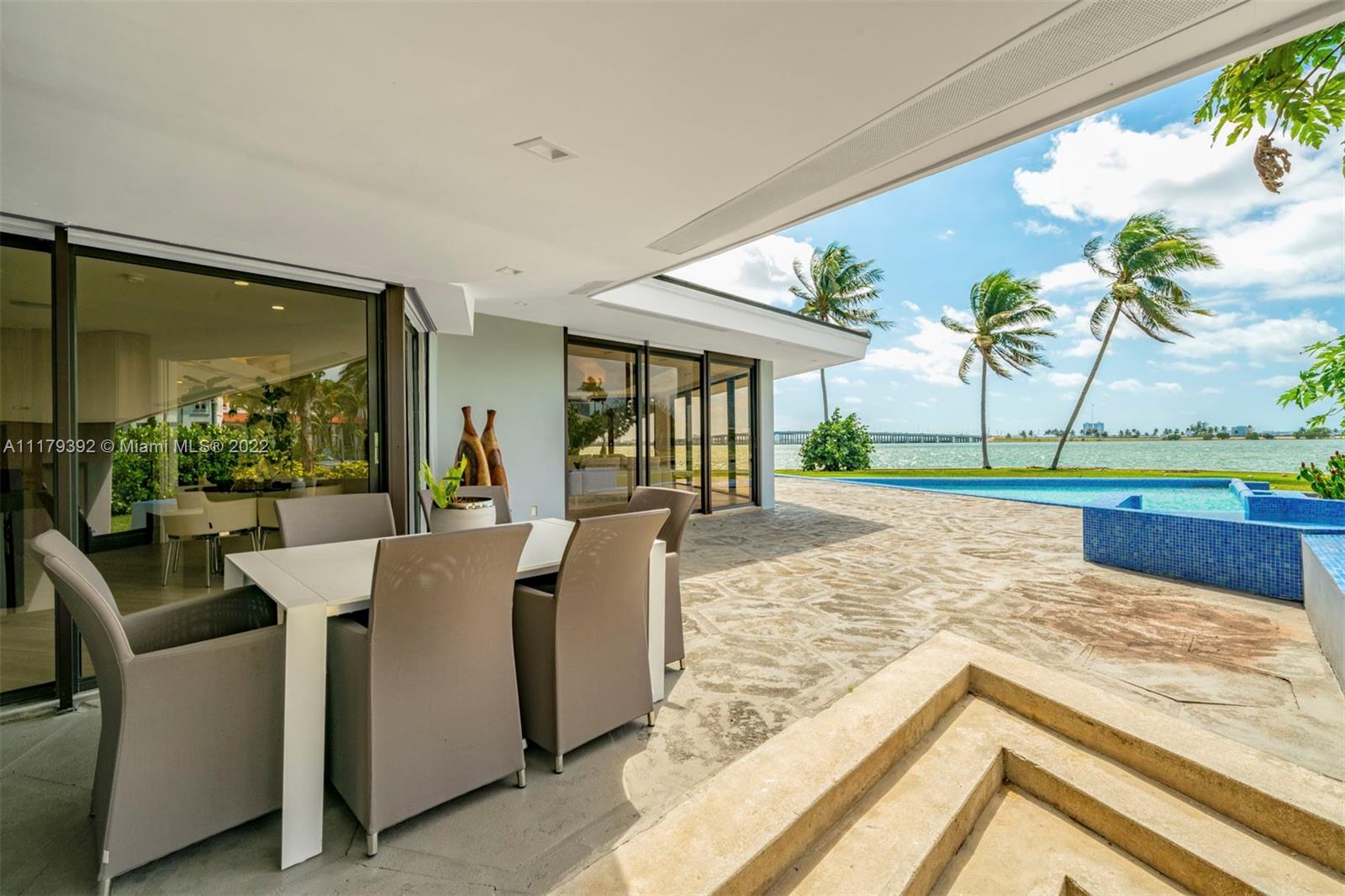 BAY POINT - Residential