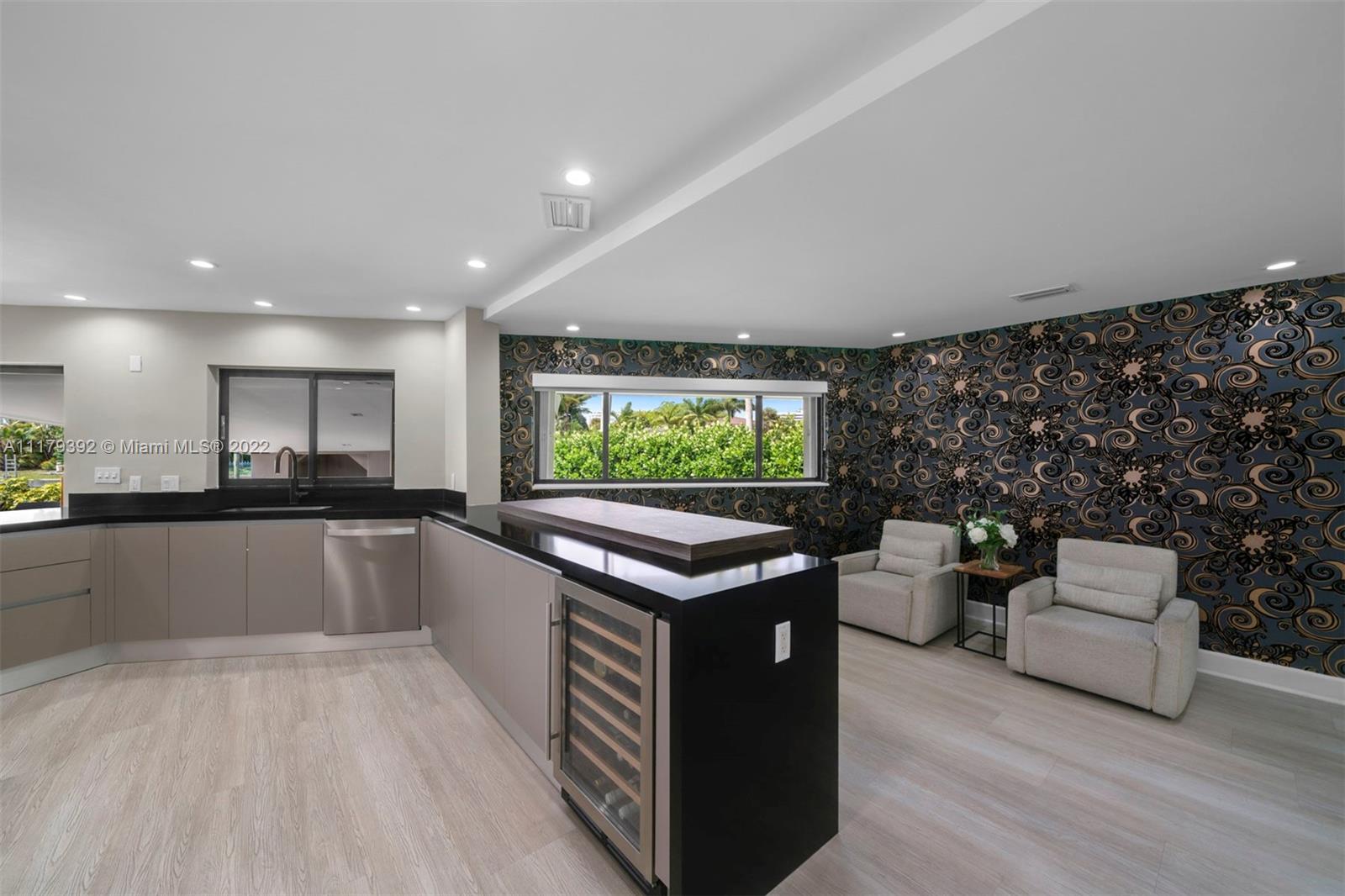 BAY POINT - Residential