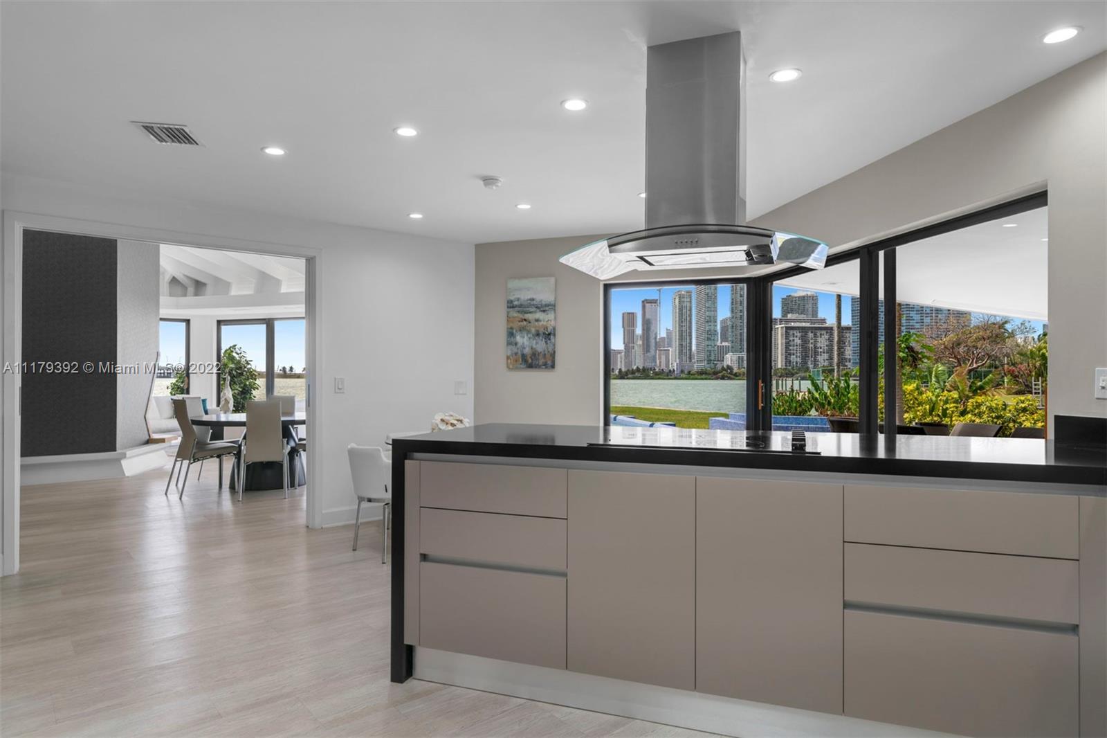 BAY POINT - Residential