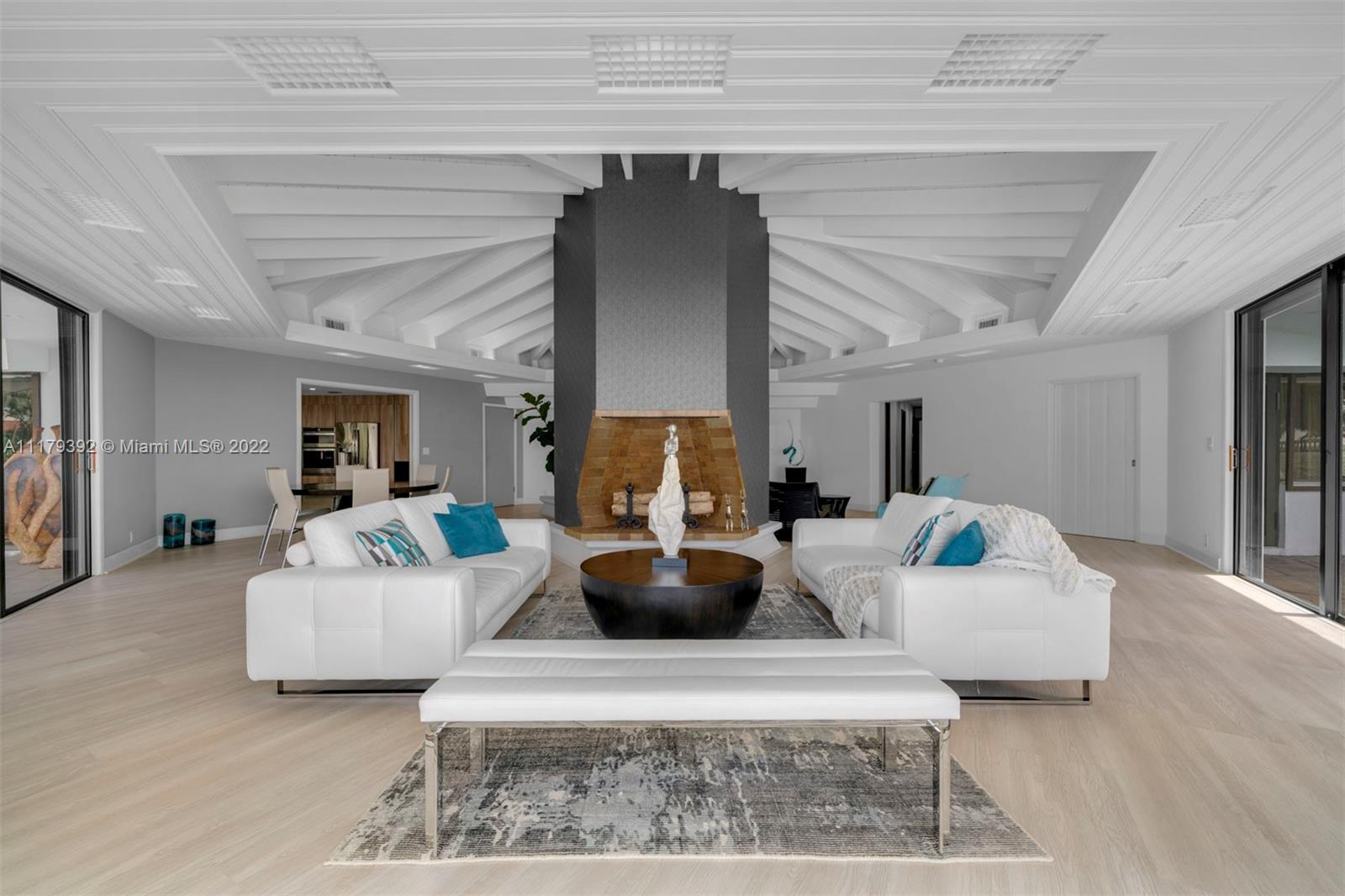 BAY POINT - Residential