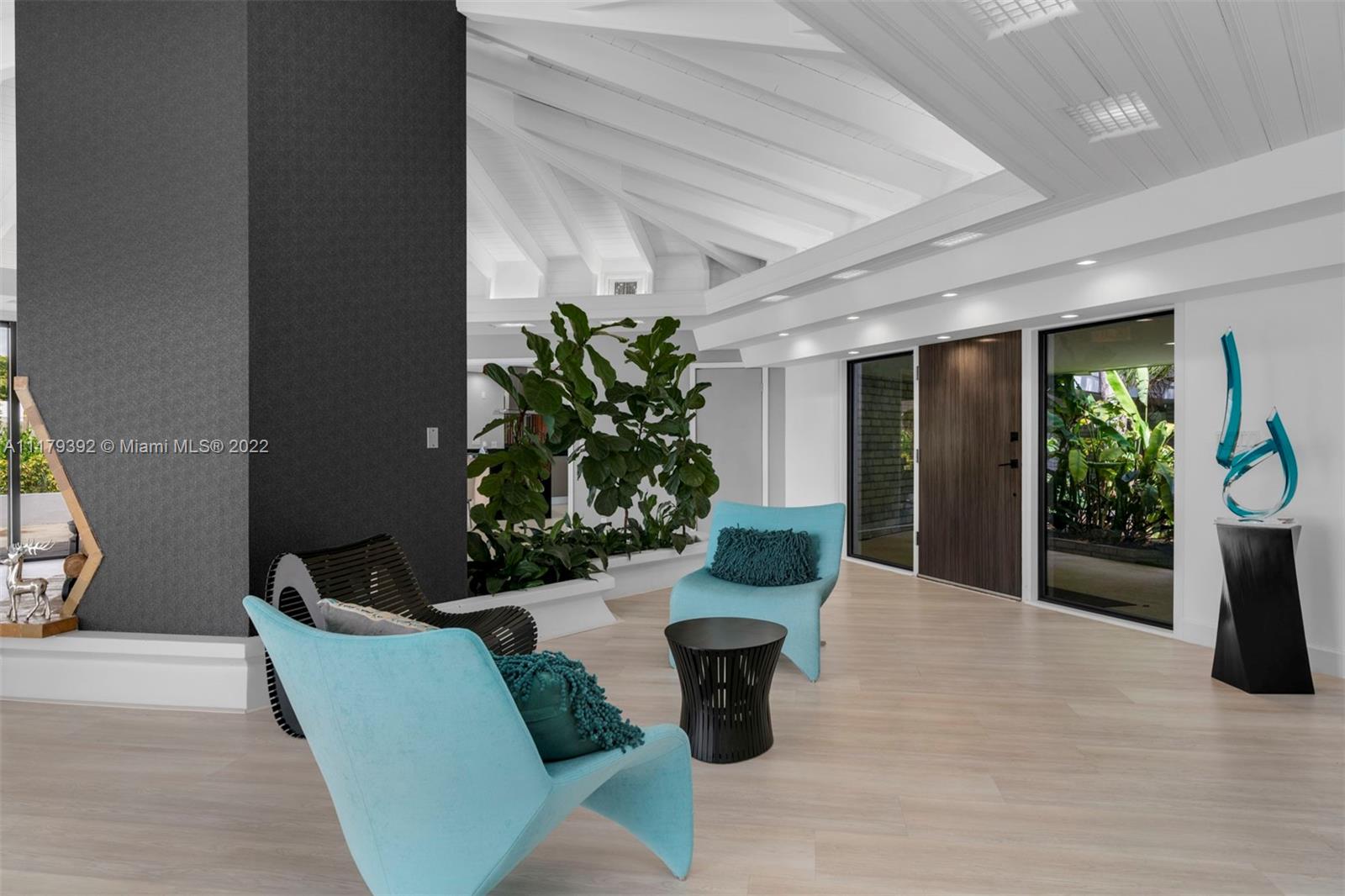 BAY POINT - Residential