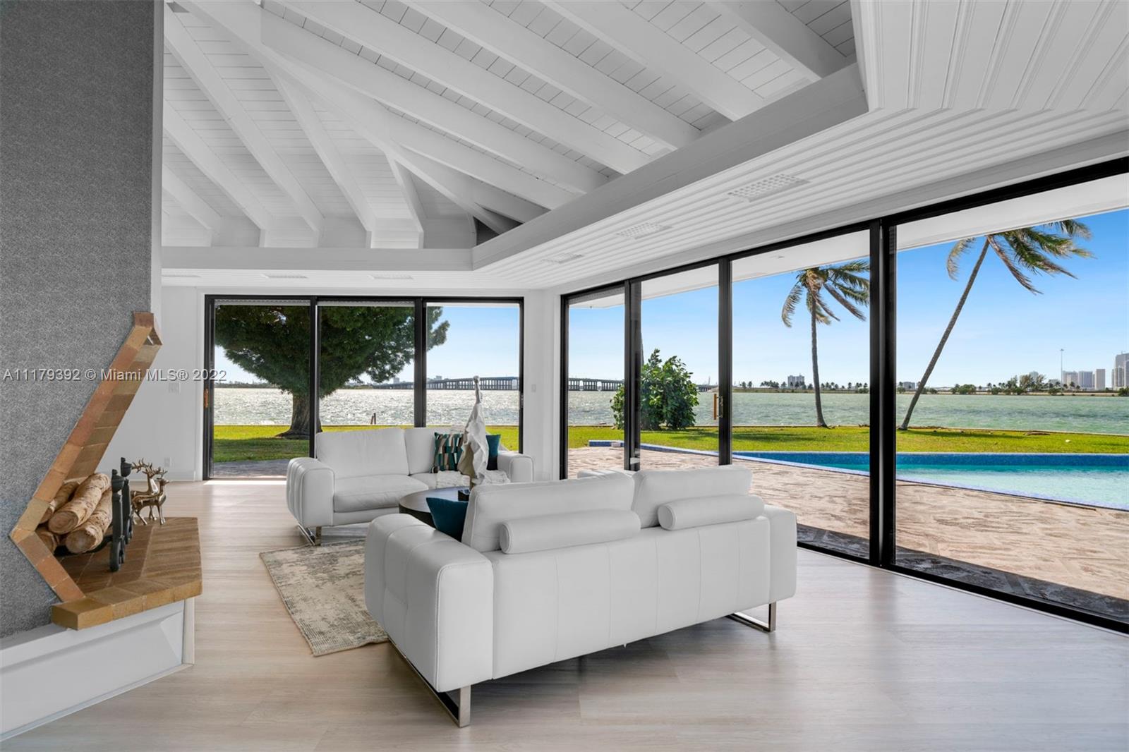 BAY POINT - Residential