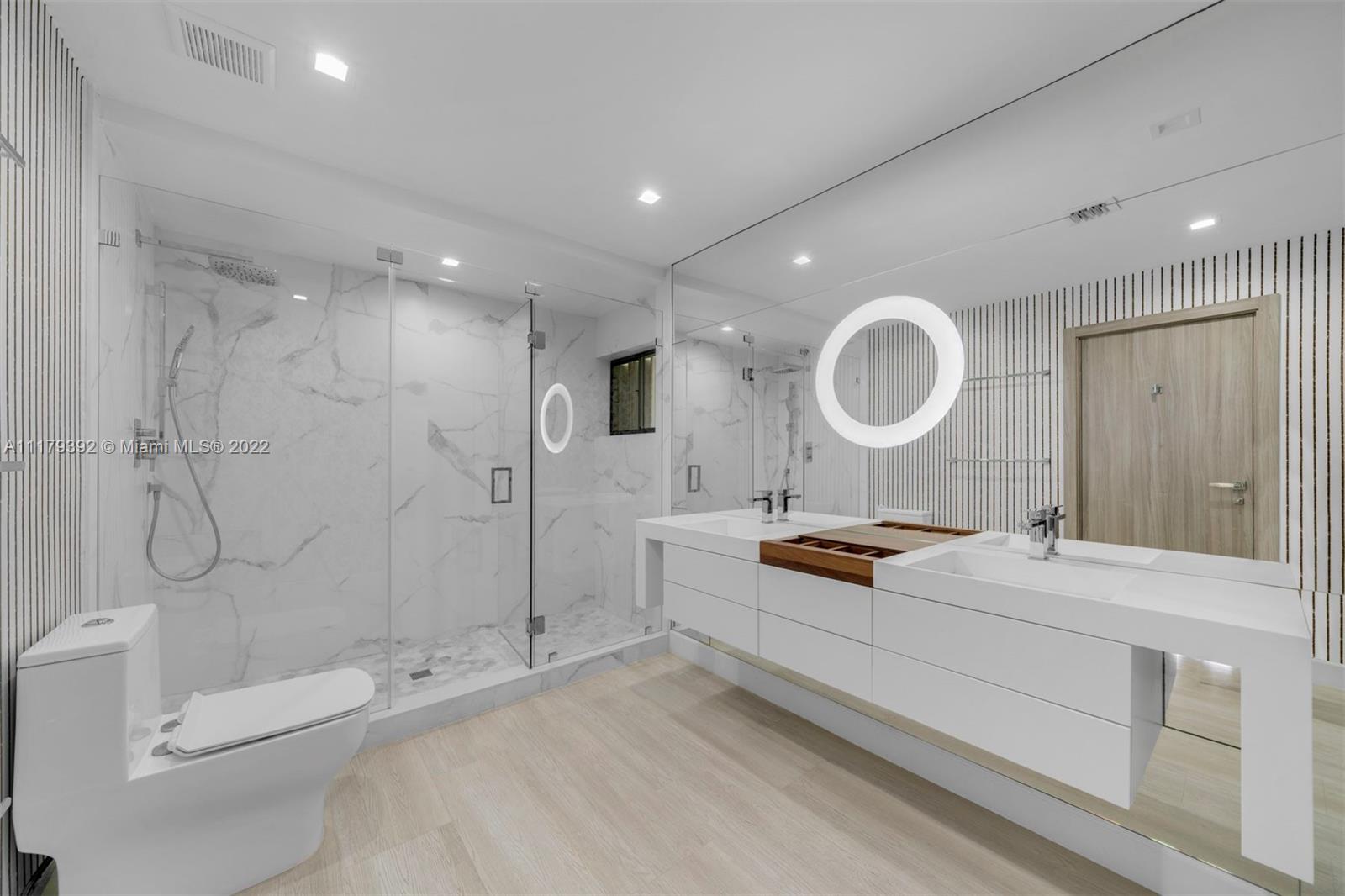 BAY POINT - Residential