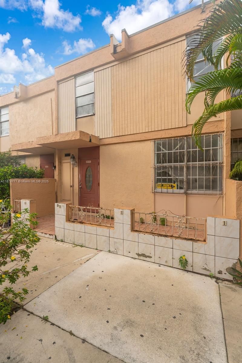 LEE PARK CONDO - Residential Lease