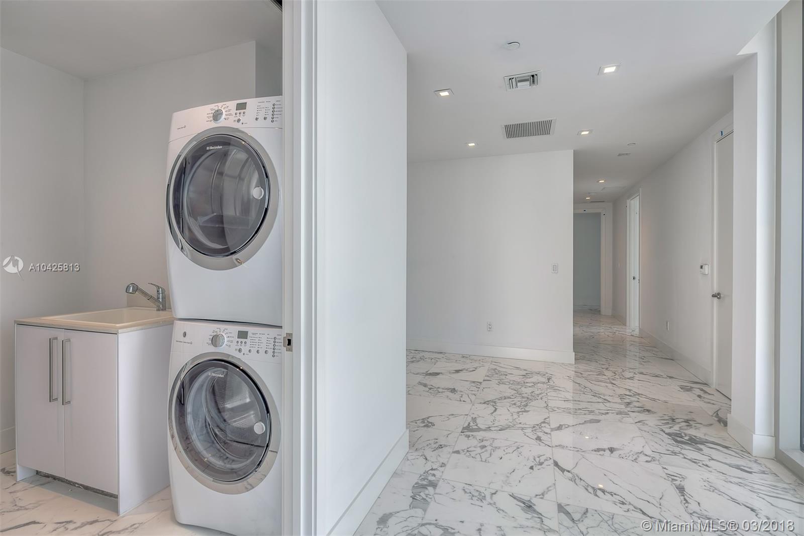 Jade Signature - Residential Lease