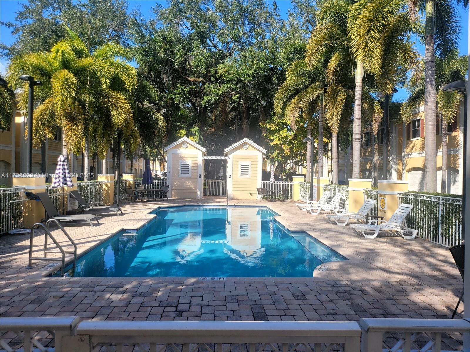 Property for Sale at 531 Sw 18th Ave 41, Fort Lauderdale, Broward County, Florida - Bedrooms: 3 
Bathrooms: 3  - $399,850