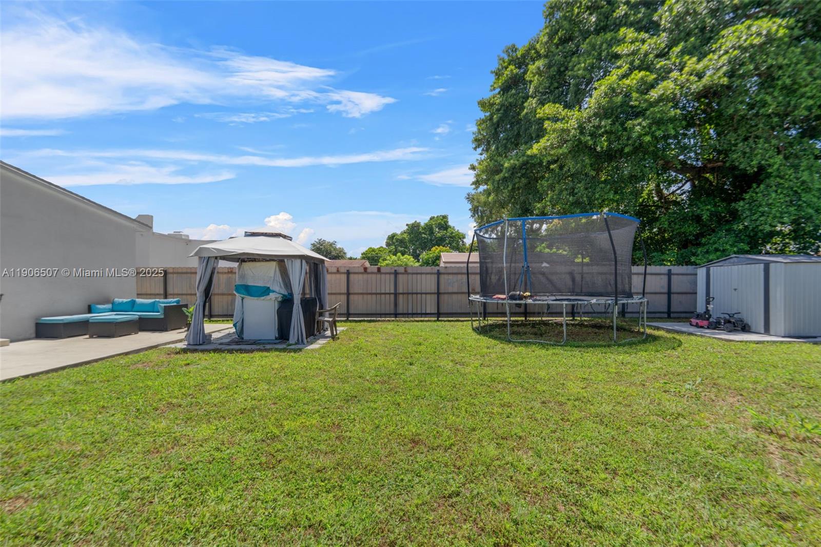 HIALEAH HEIGHTS - Residential