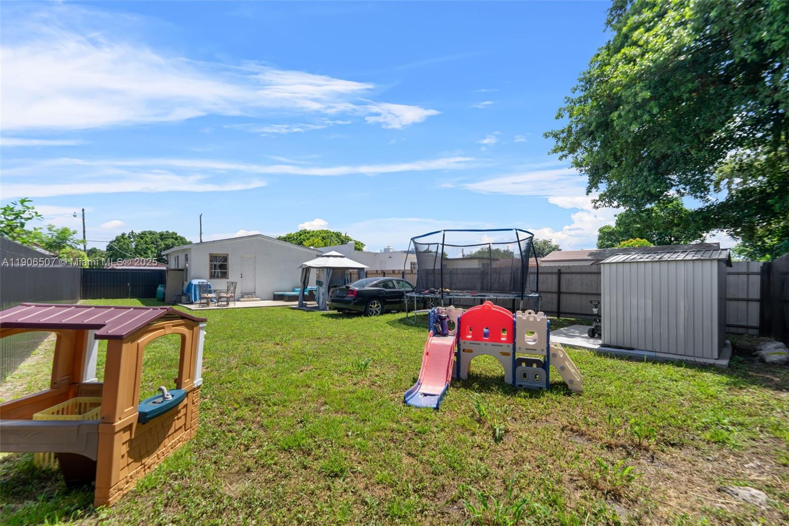 HIALEAH HEIGHTS - Residential