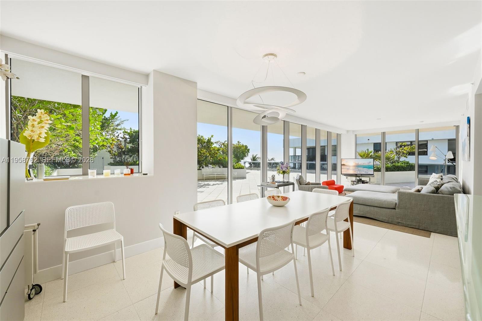 MEI CONDO - Residential