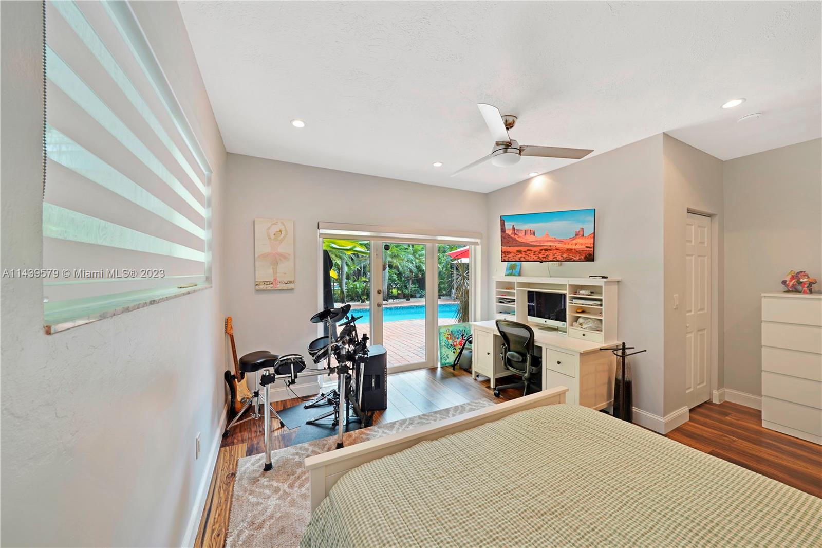 SANS SOUCI REV & AMD - Residential Lease