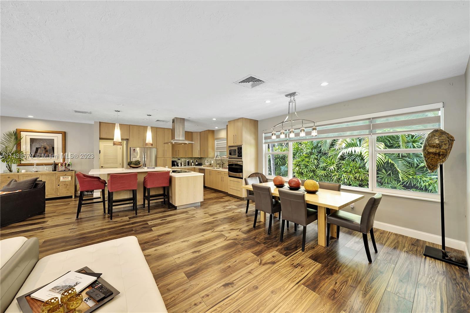 SANS SOUCI REV & AMD - Residential Lease