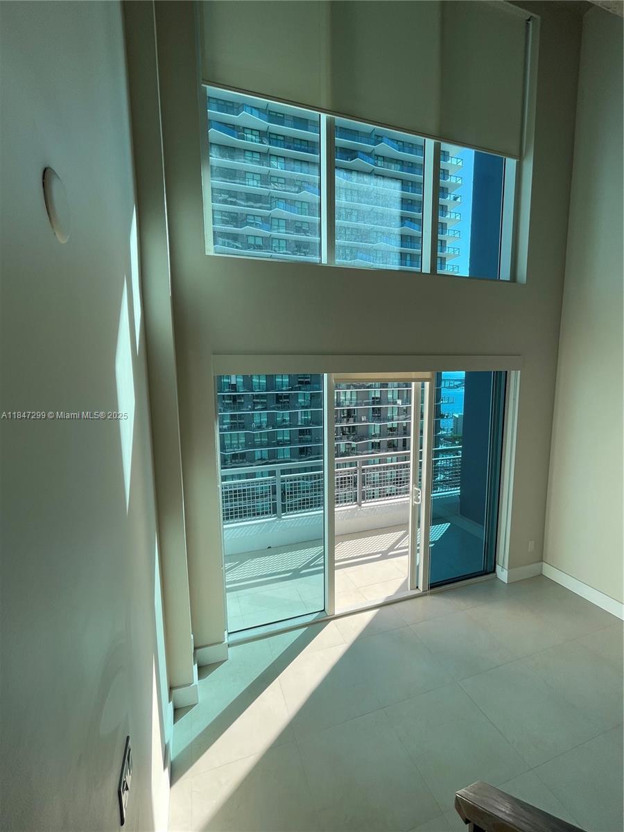 INFINITY AT BRICKELL COND - Residential
