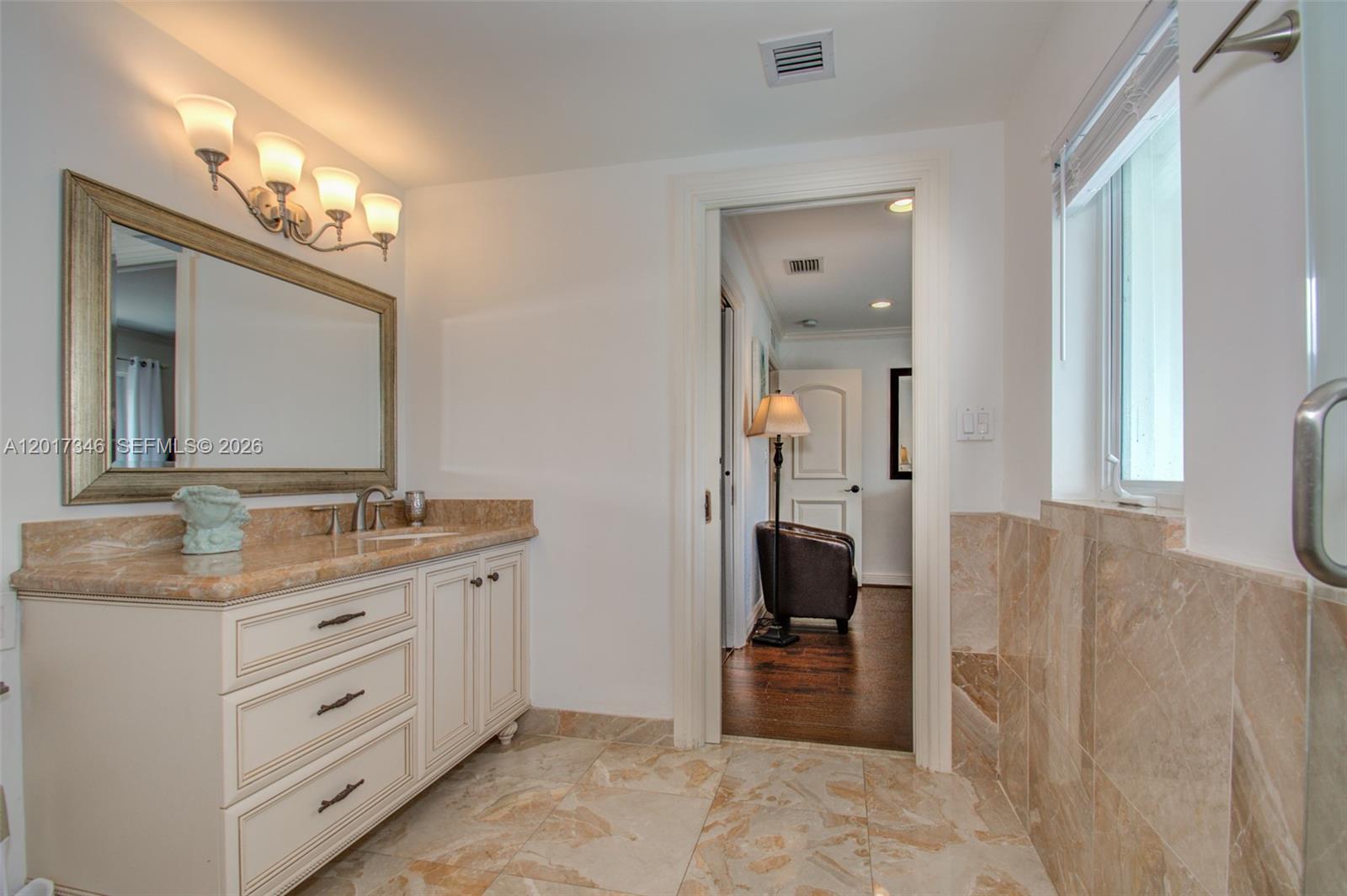 EASTERN SHORES - Residential Lease