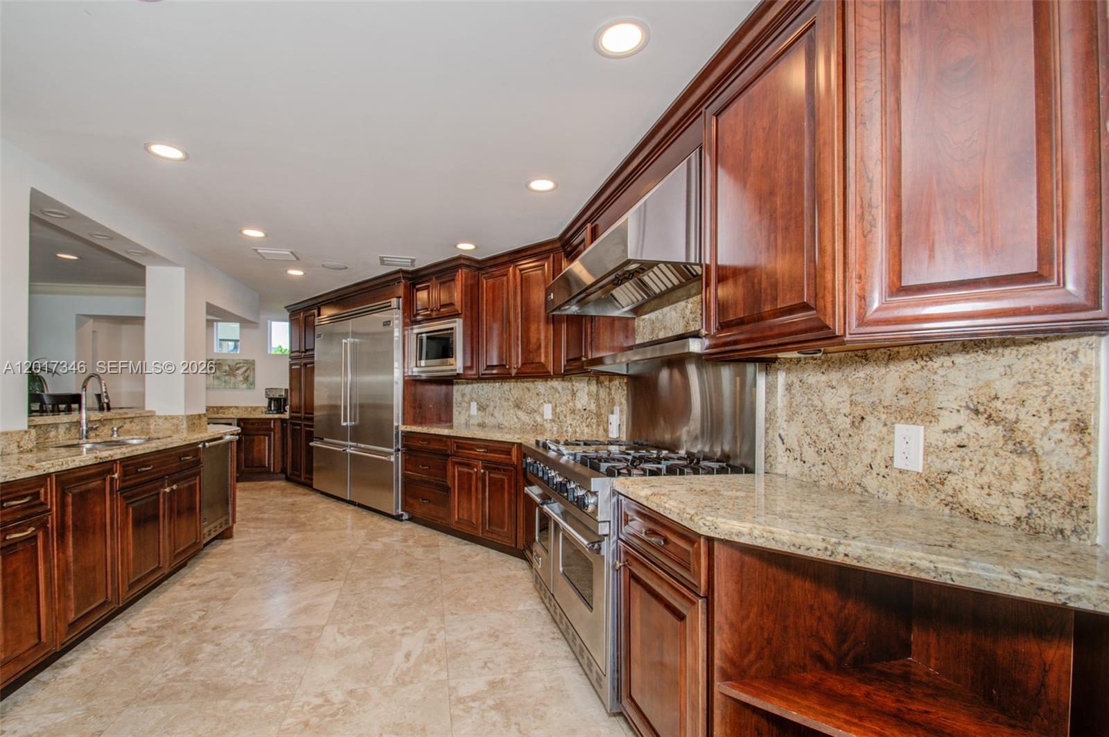 EASTERN SHORES - Residential Lease