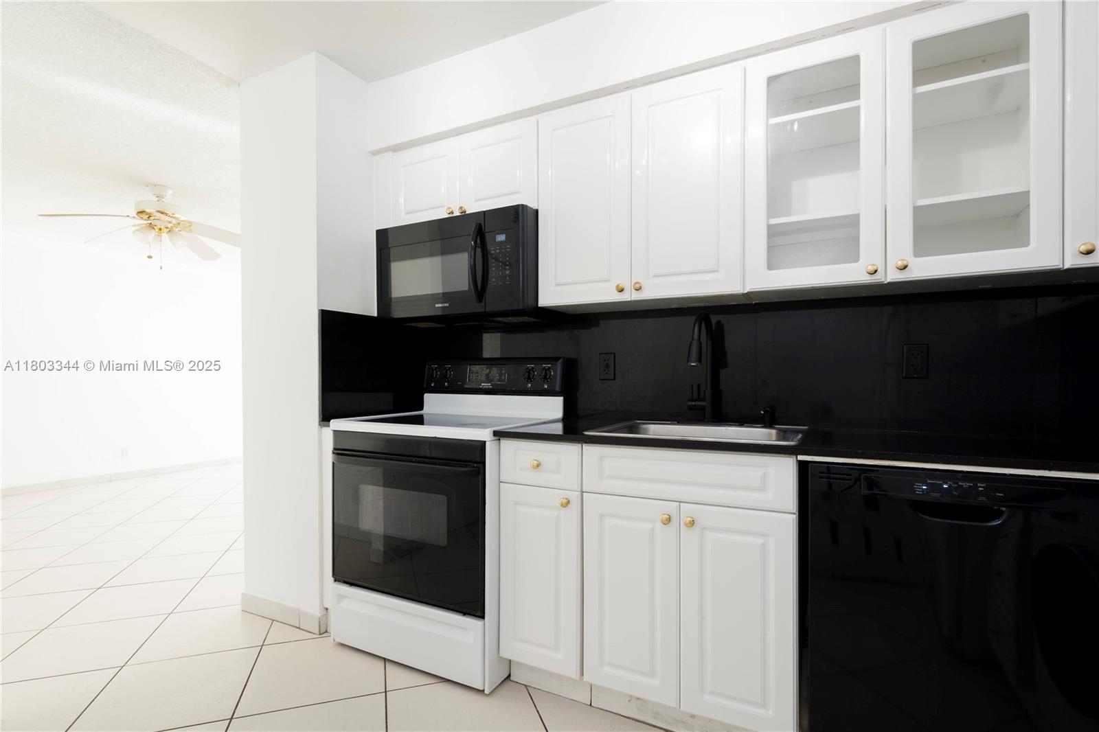 AQUASOL CONDO - Residential