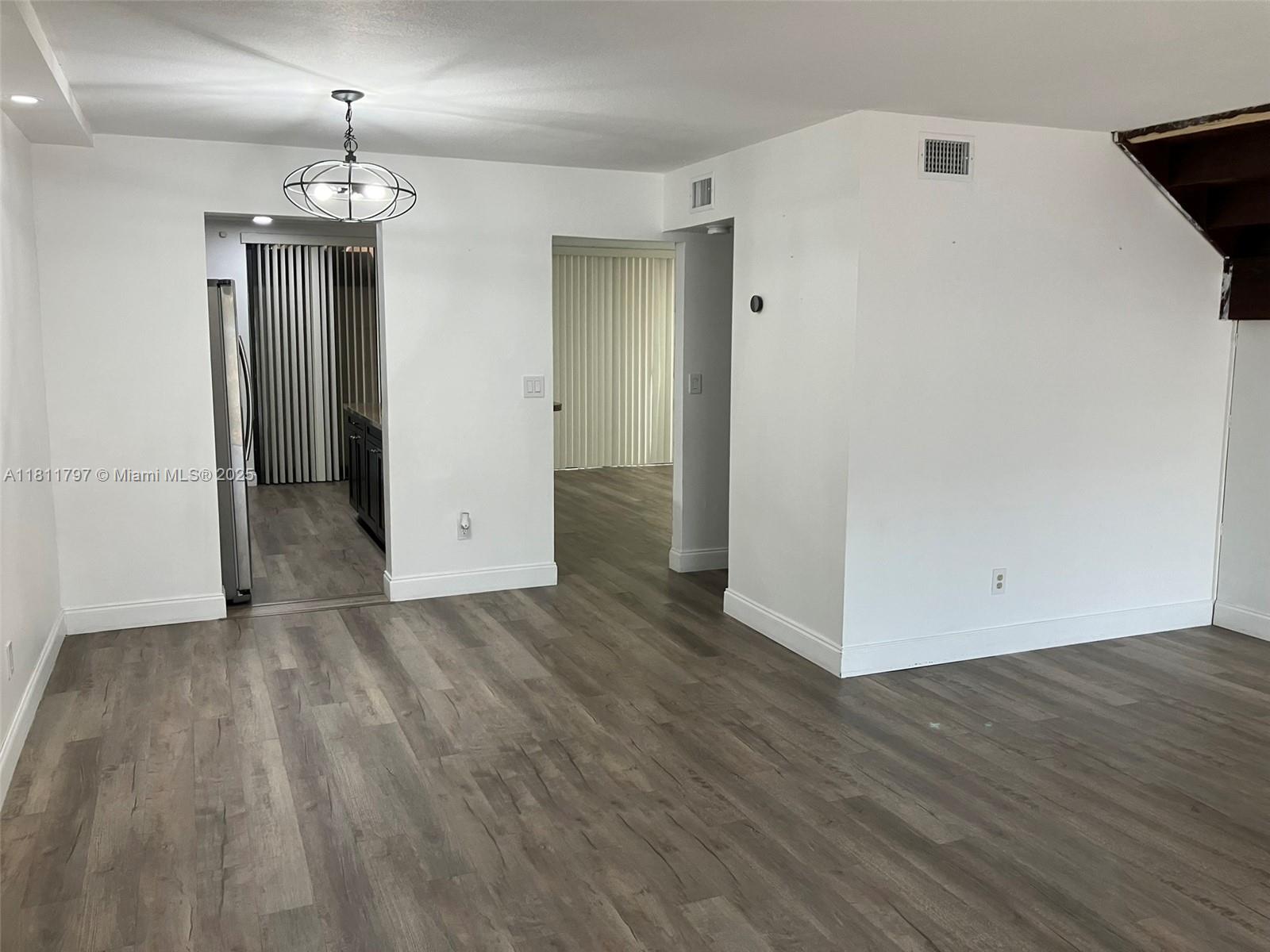CALUSA POINT - Residential