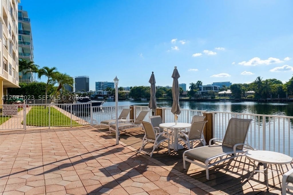 9111 E Bay Harbor Dr