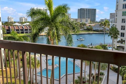 Photo of 2900 NE 14th St Causeway #612, Pompano Beach, FL 33062 (MLS # A11938341)