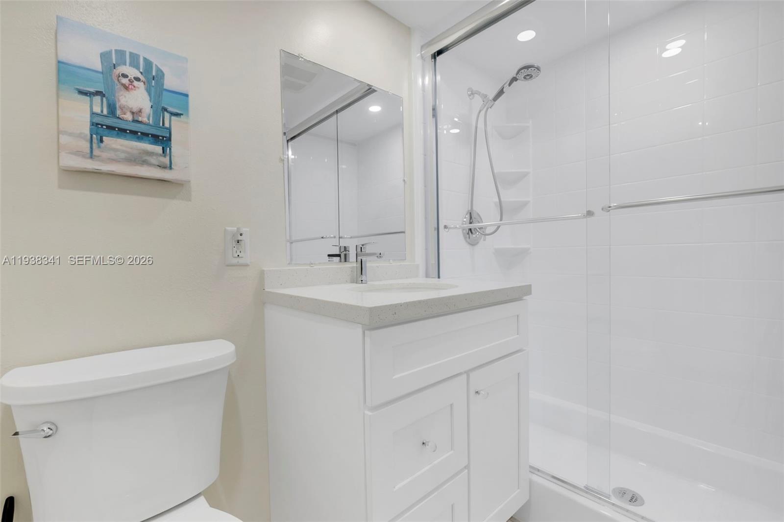 VOYAGER CONDO - Residential