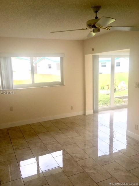 LAUDERDALE WEST 4 CONDO - Residential