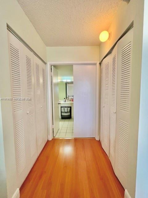 PARC CENTRAL AVENTURA SOU - Residential Lease