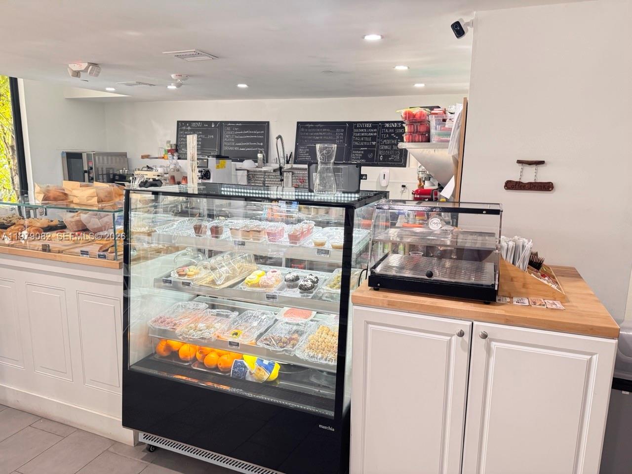 PARC CENTRAL AVENTURA SOU - Residential Lease