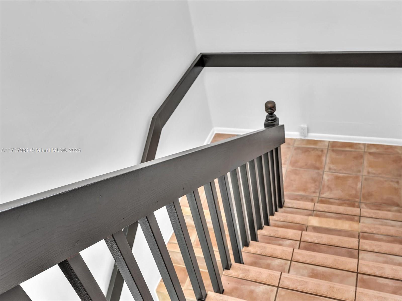 FAIRLAWN - Residential